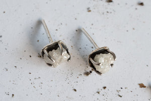 Drop of eternity - silver earrings with rough diamonds