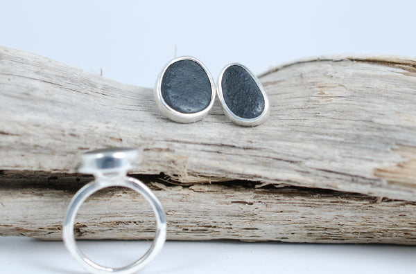 Silver stud earrings with black stone
