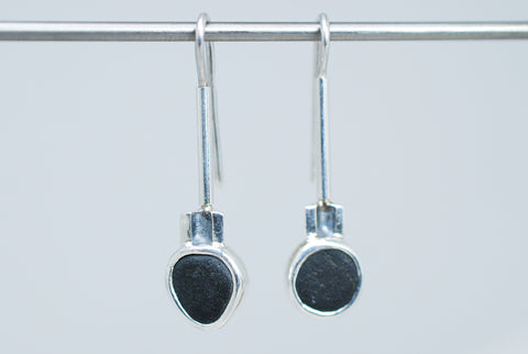Dangling silver earrings with natural Black stone