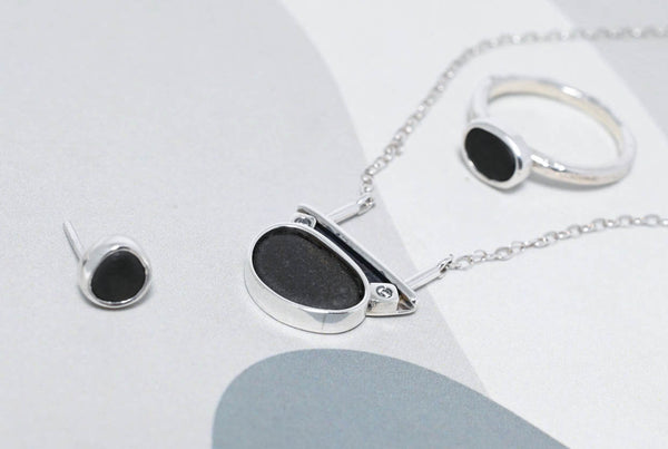 Black stone and zircon necklace "In balance"