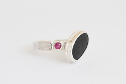 Black stone pink  ruby gemstone silver ring