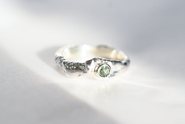 Handmade silver ring with green sapphire gemstone. One of a kind jewellery. 