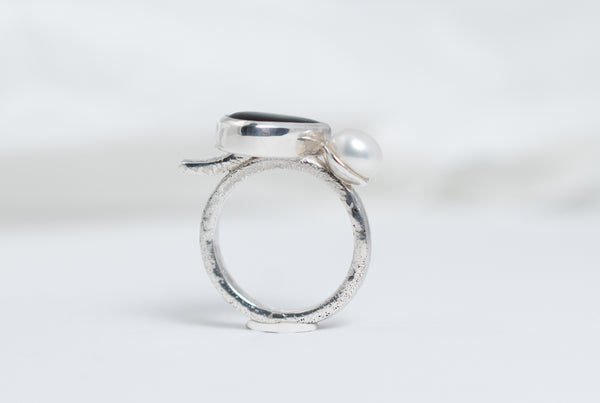 Black elegance - silver ring with seaside stone and pearl