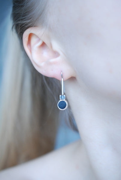 Dangling silver earrings with natural Black stone