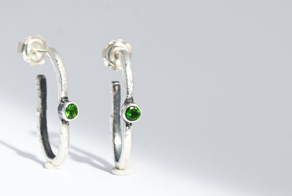 Silver earrings with green diopside